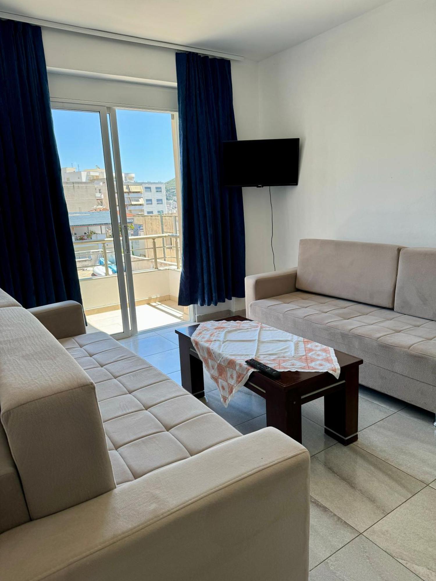 L.T. Noy'S Apartment Sarande Luaran gambar