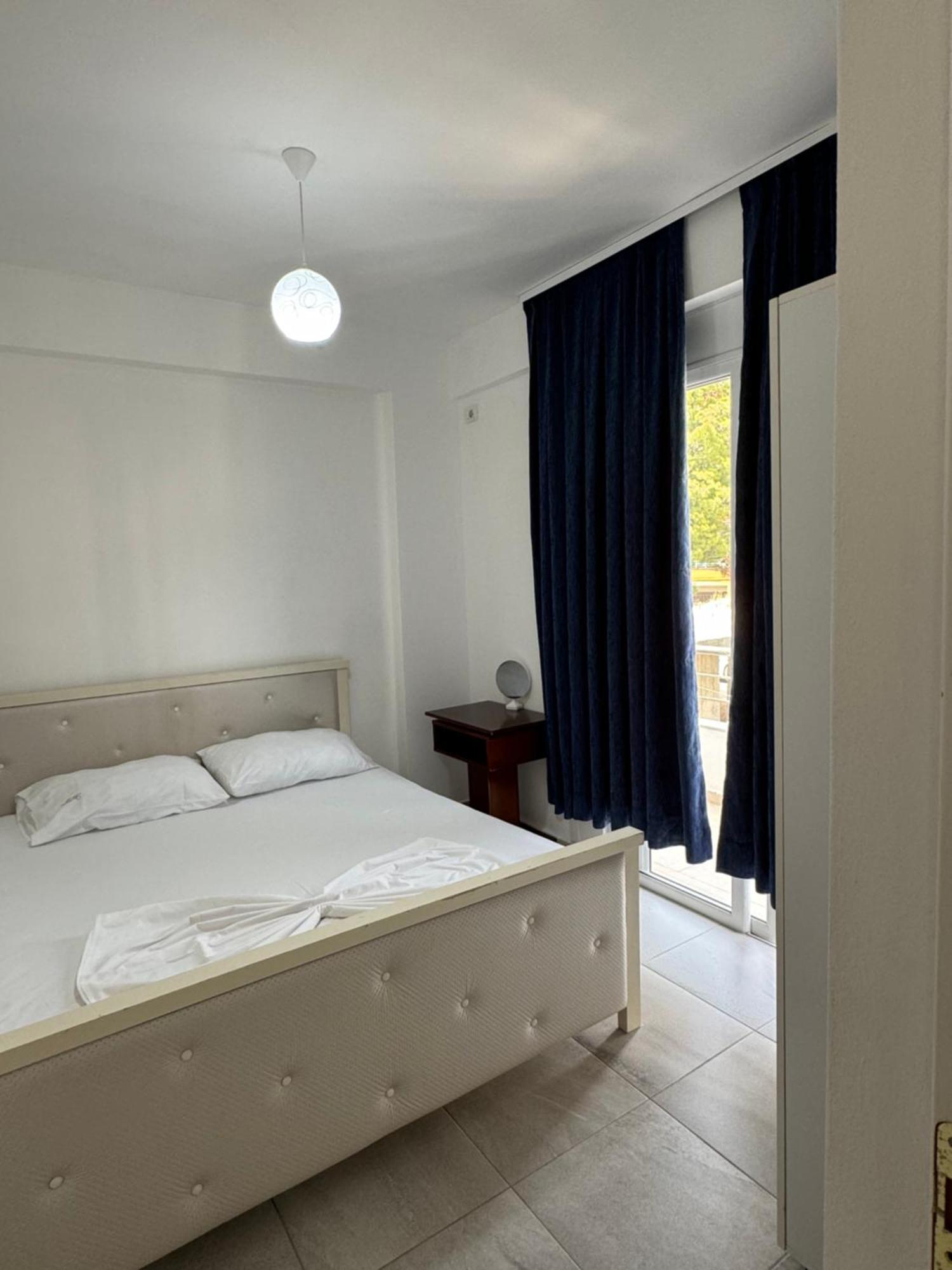 L.T. Noy'S Apartment Sarande Luaran gambar